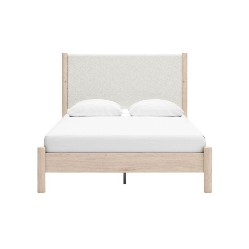 cama queen tapizada crema y blanca